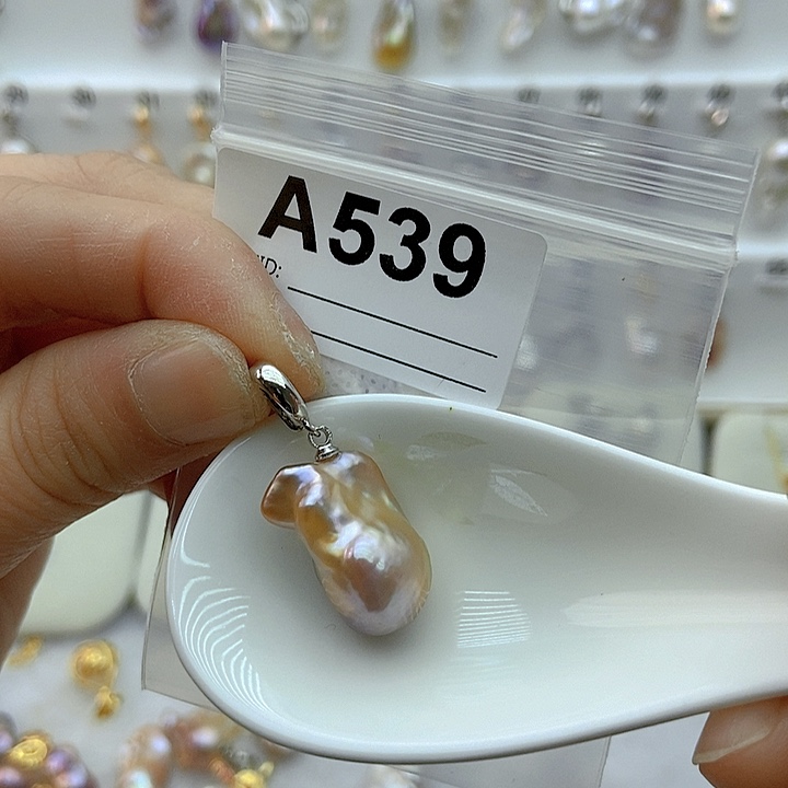 淡水珍珠颈饰银S925镶嵌