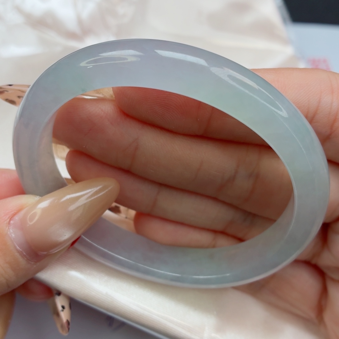 未镶嵌手镯（贵妃镯）翡翠30