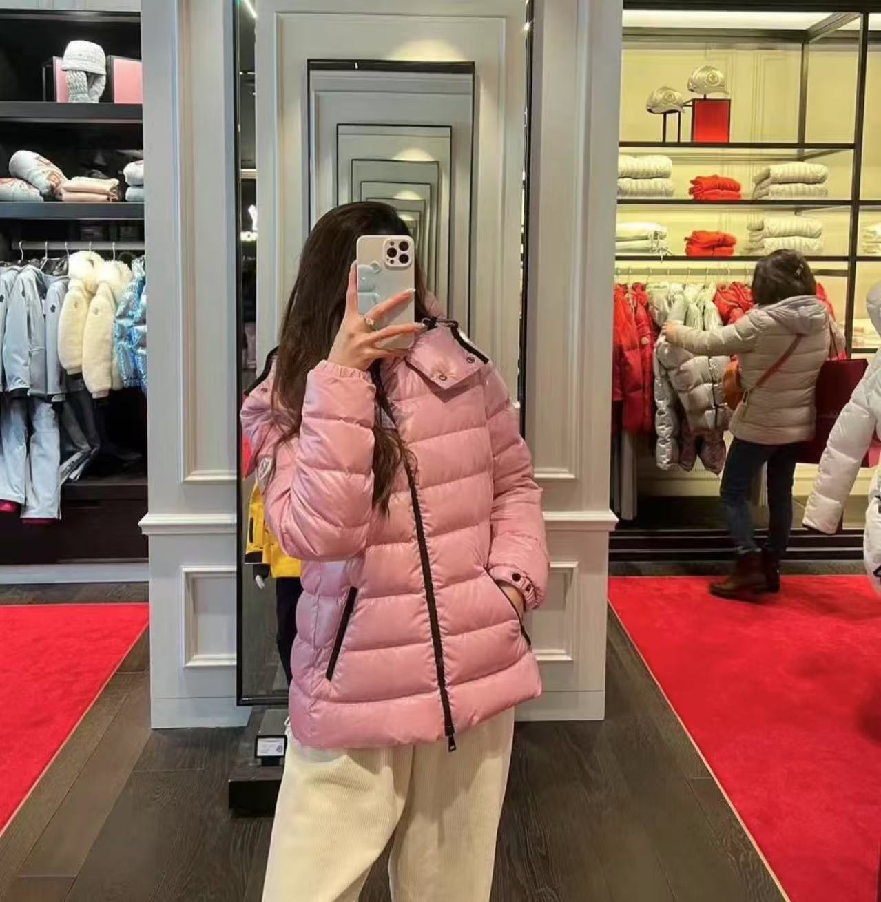 未使用 MONCLER 盟可睐蒙口/GG/LEANB女士羽绒服bady同版型 福利