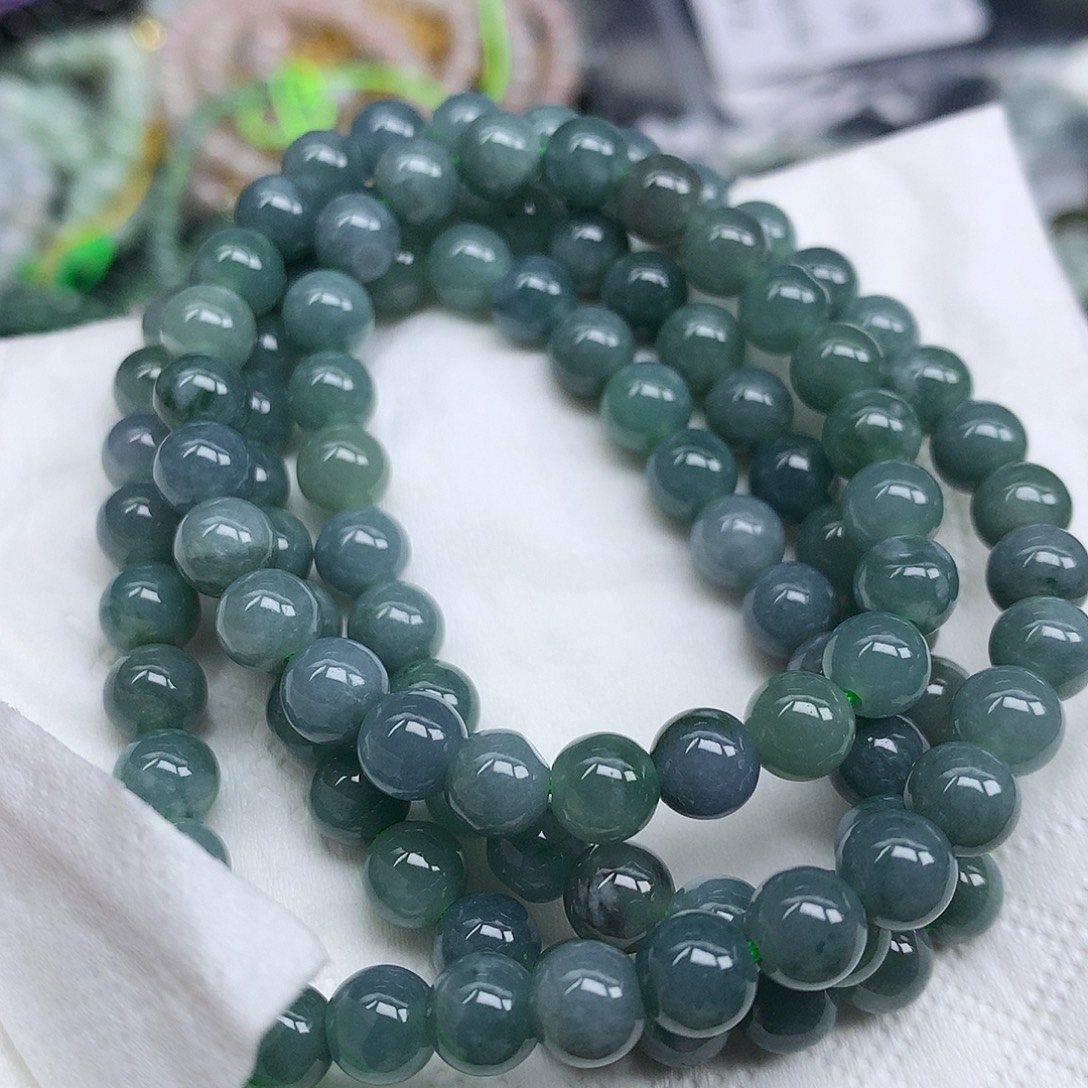 翡翠未镶嵌套链翡翠吊坠