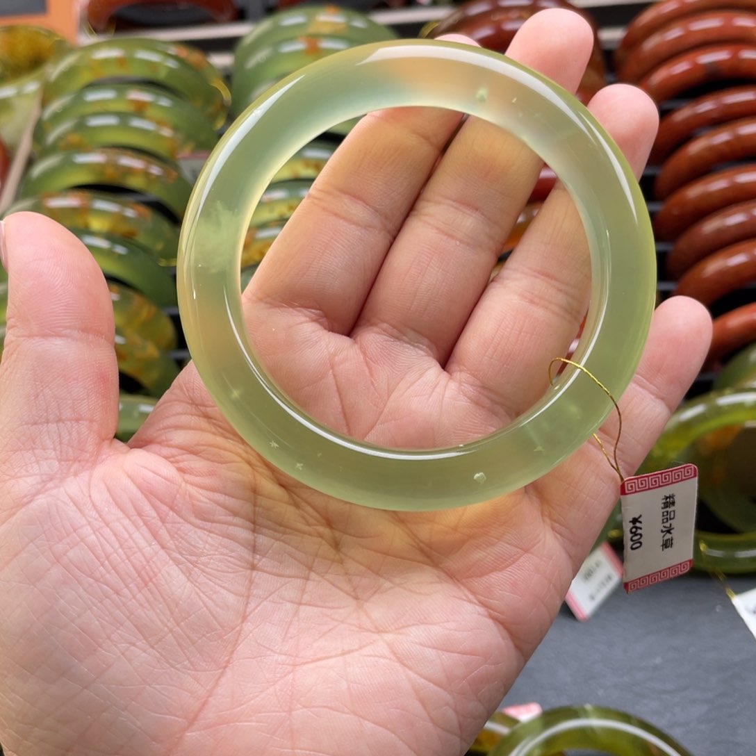 未镶嵌蛇纹石玉手镯