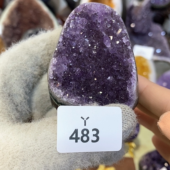 紫晶大型摆件（非配饰）未镶嵌