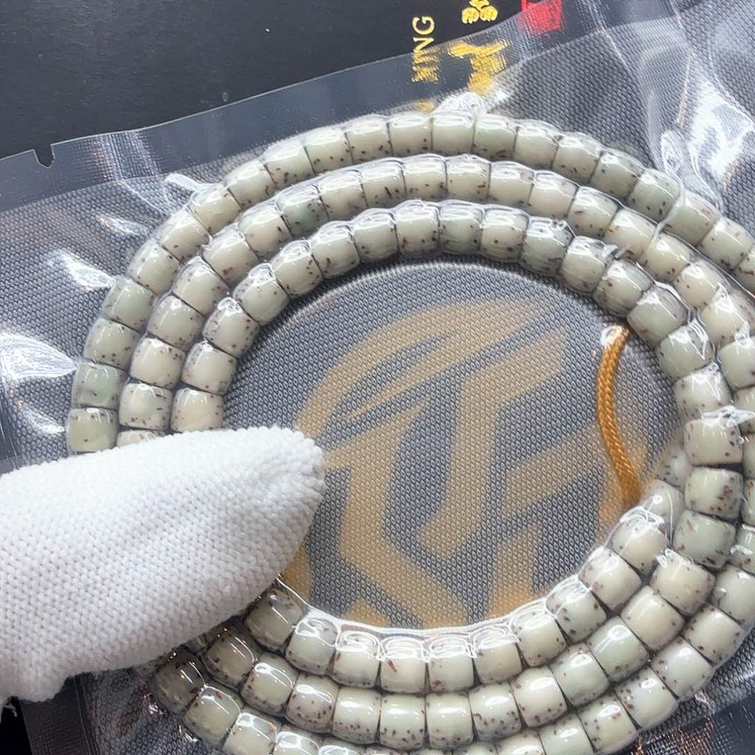 星月菩提吊坠15绿冰糖6直切108