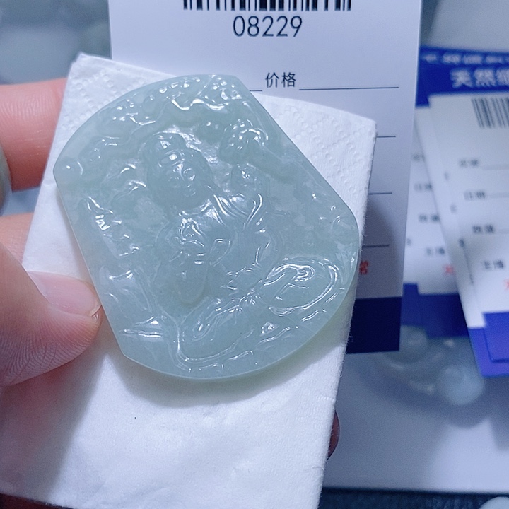 翡翠未镶嵌颈饰天光墟翡翠市场现金代购