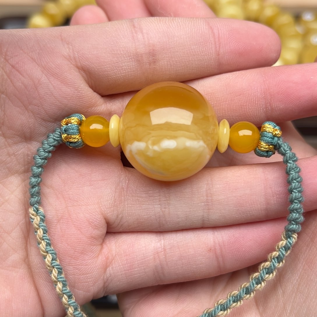 蜜蜡裸石未镶嵌蜜蜡25+