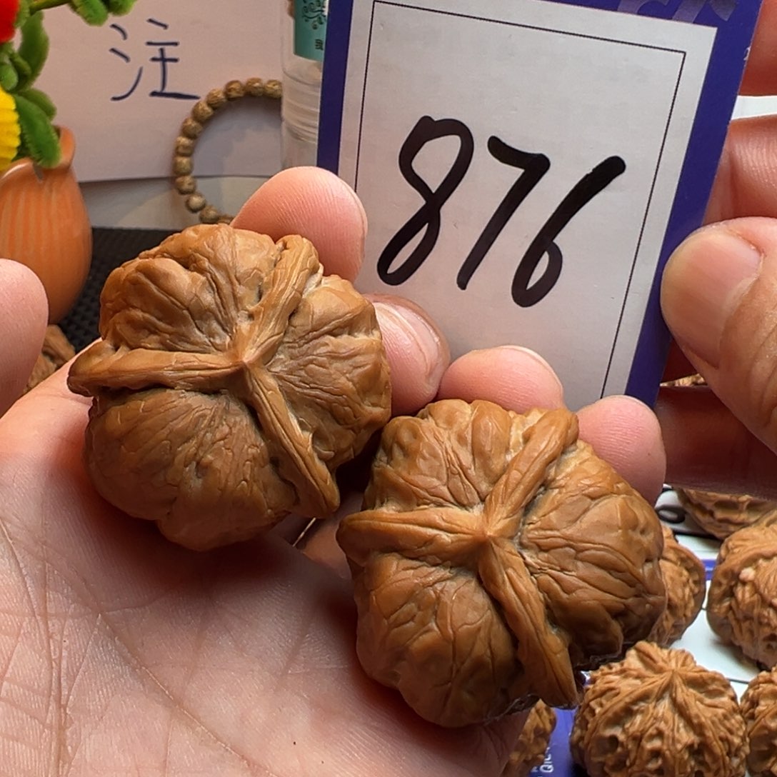 文玩核桃把件蛤蟆头三棱39尺寸876号