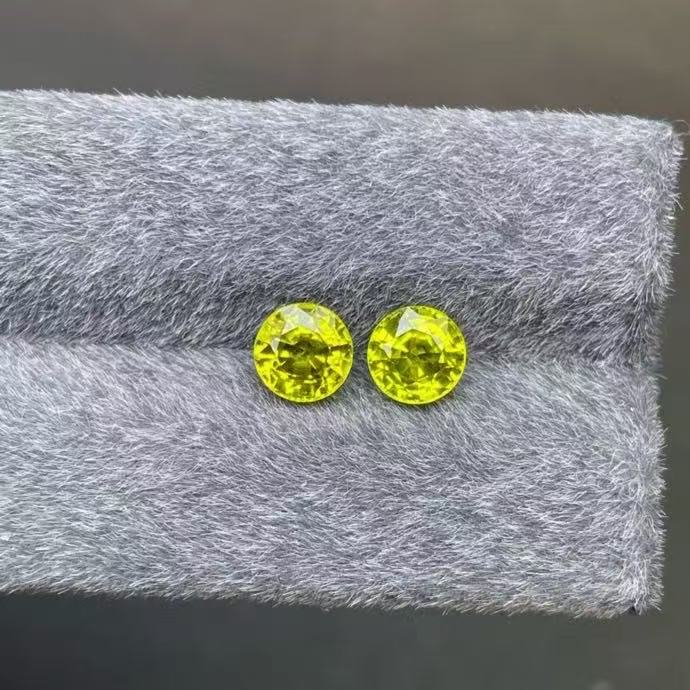 天然金绿宝石耳钉料裸石纯净体满火彩3.2ct