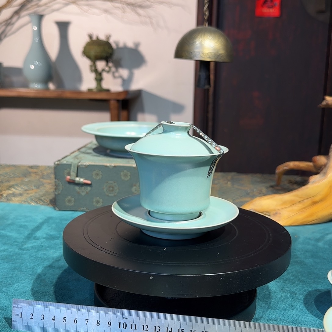 摆件汝瓷盖碗出手工制做，薄胎