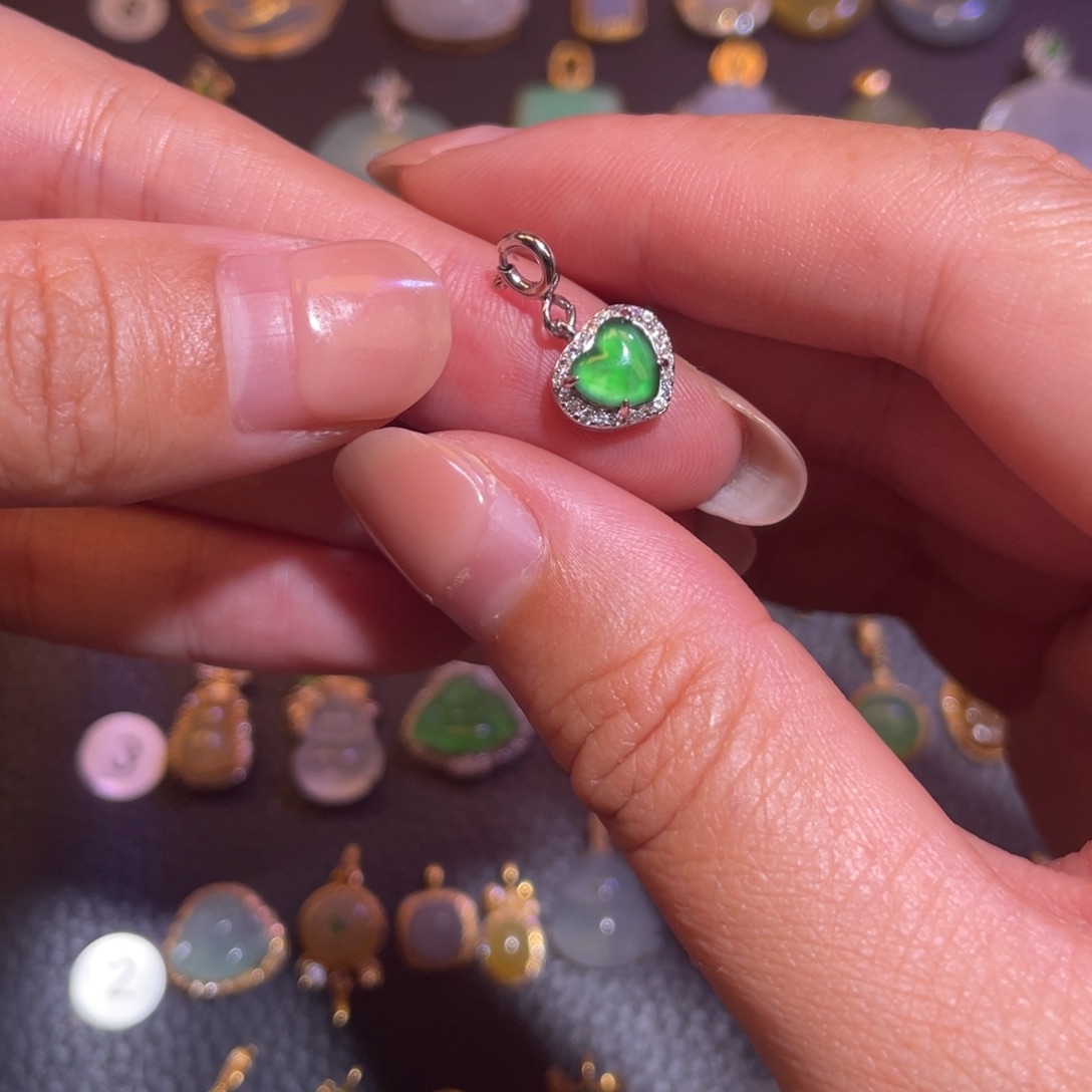 翡翠银S925镶嵌颈饰