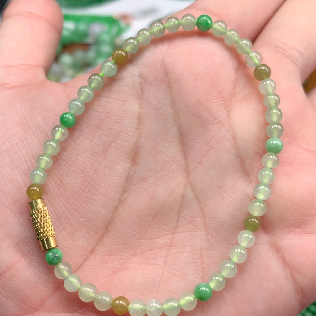 翡翠手链未镶嵌翡翠