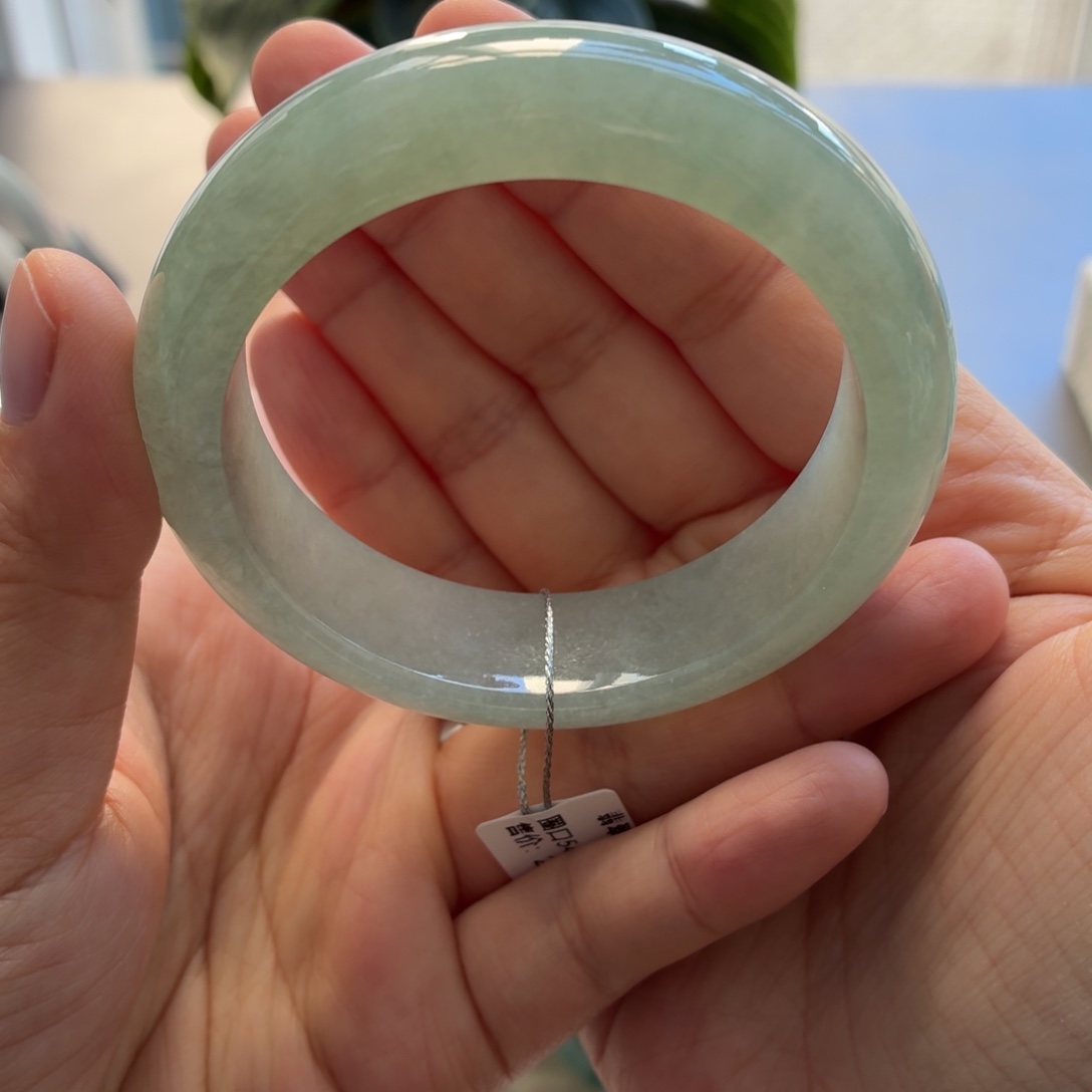 翡翠未镶嵌手镯天然