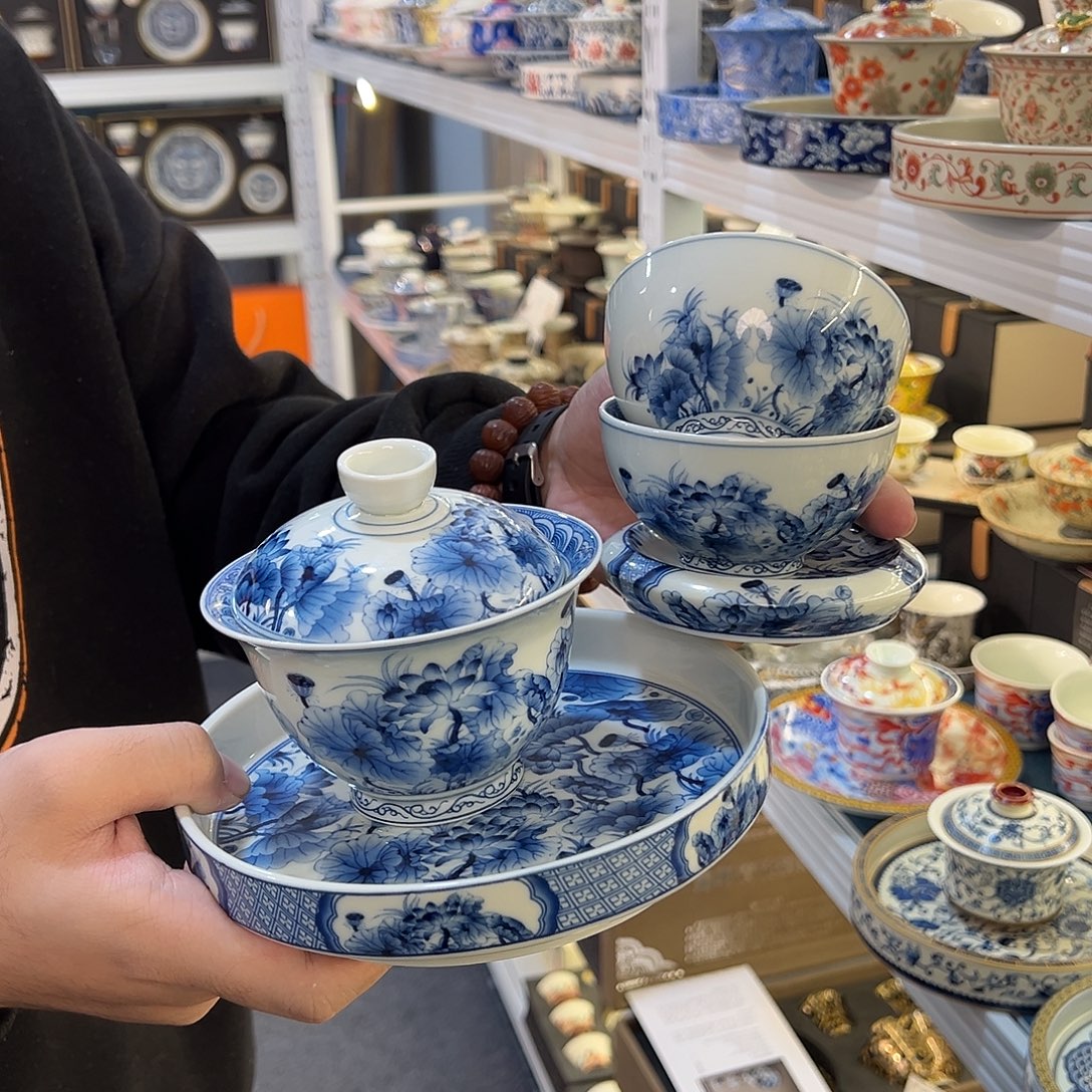 盖碗很漂亮我很喜欢