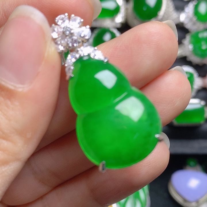 翡翠银S925镶嵌挂件葫芦