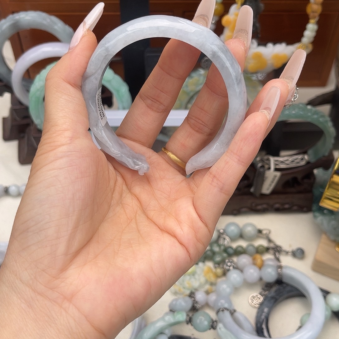 季****翡翠未镶嵌手链手镯