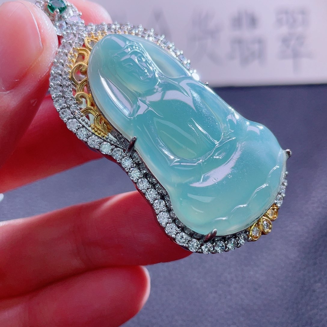 翡翠颈饰未镶嵌9999999999