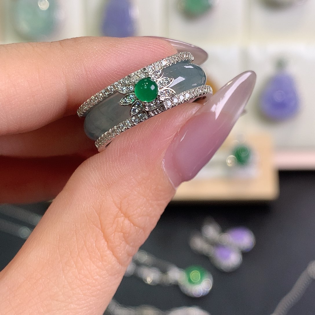 翡翠戒指未镶嵌3、