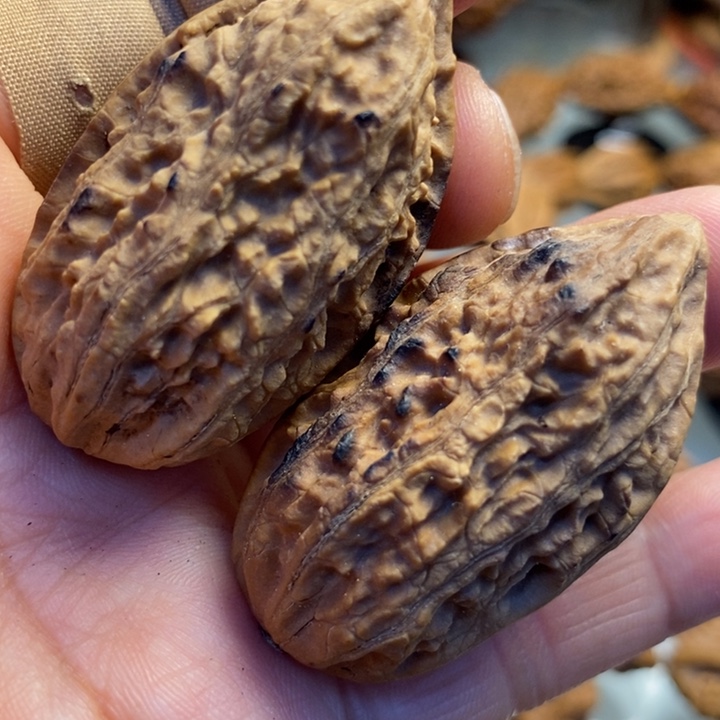 桃核吊坠拿姐工艺16