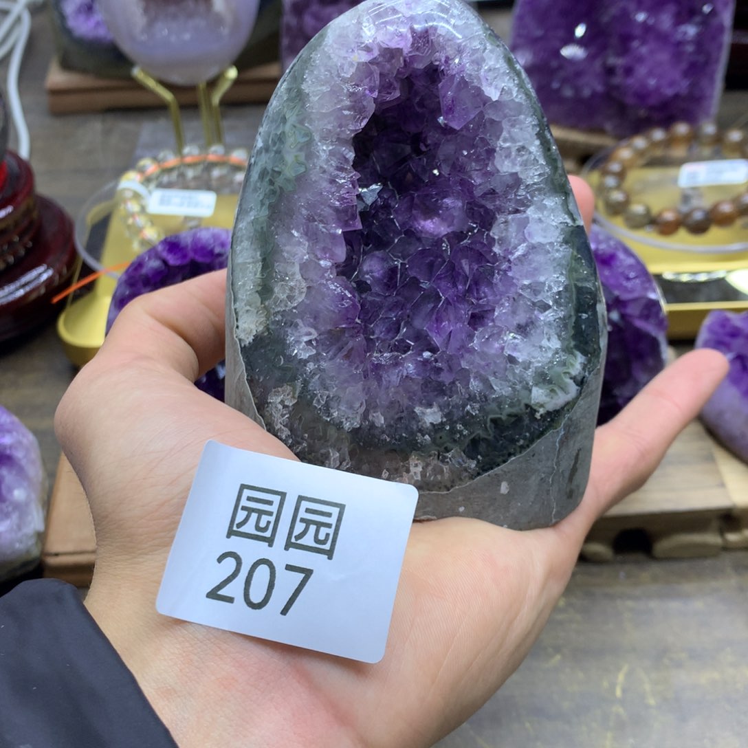 紫晶大型摆件（非配饰）未镶嵌