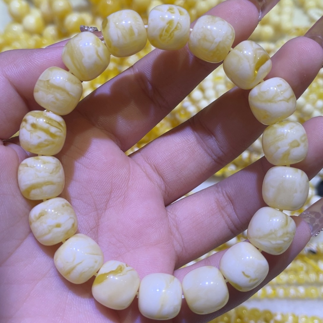 手绳琥珀未镶嵌12m