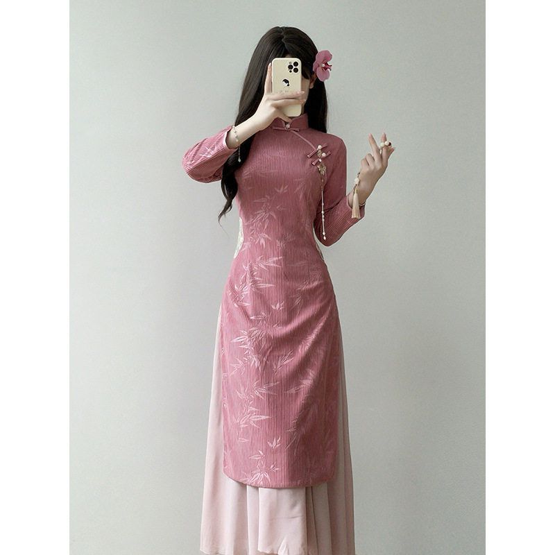 梅子色旗袍2024新款改良日常气质新中式可以穿着上班的奥黛连衣