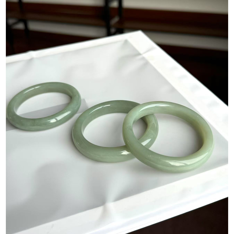 雪域精灵·雾霭蓝且末蓝和田玉手镯清货需包容（多样性发其一）