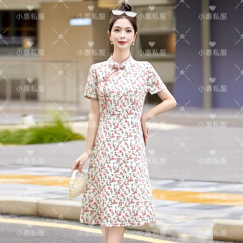 新中式盘扣碎花年轻款旗袍连衣裙女款2025新款夏季新款蕾丝复古
