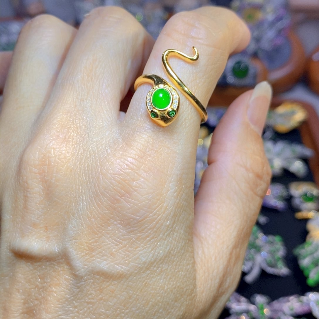 翡翠颈饰银S925镶嵌天然翡翠