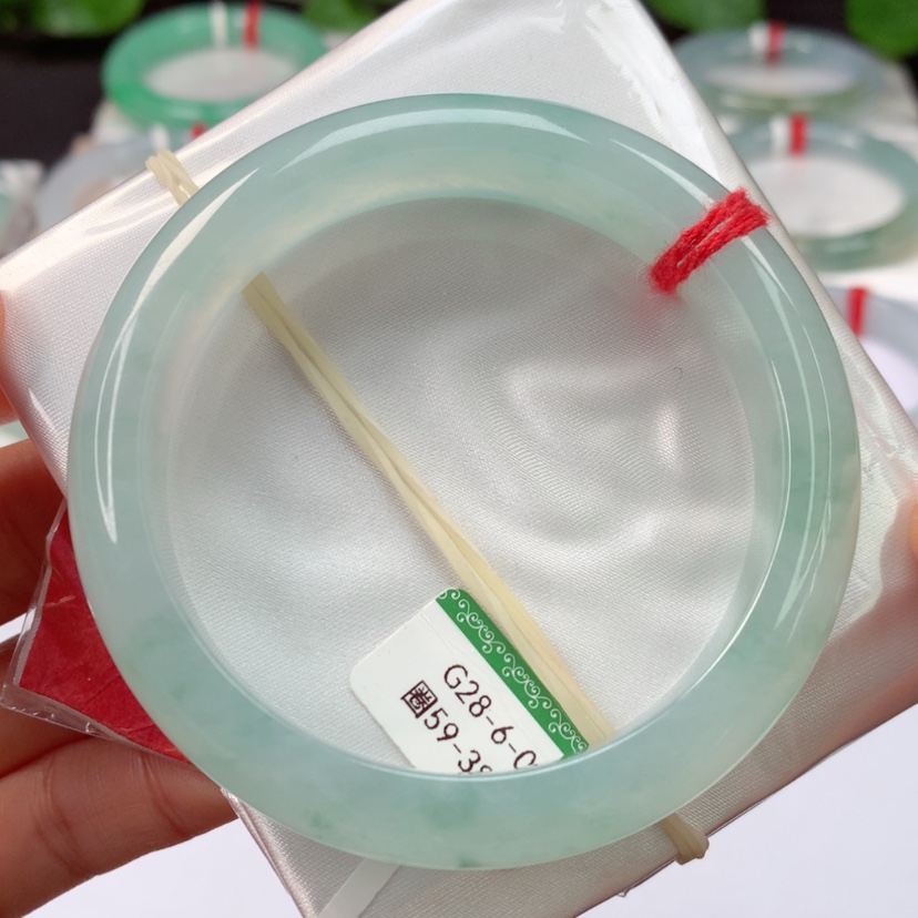 【闪购商品】翡翠手镯未镶嵌天然翡翠手镯