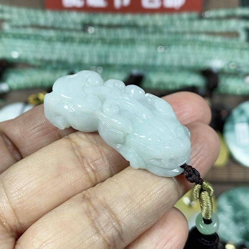 【闪购商品】翡翠颈饰未镶嵌玉吊坠翡翠玉貔貅吊坠