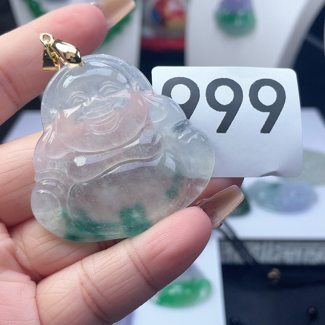 翡翠吊坠(赠链)未镶嵌