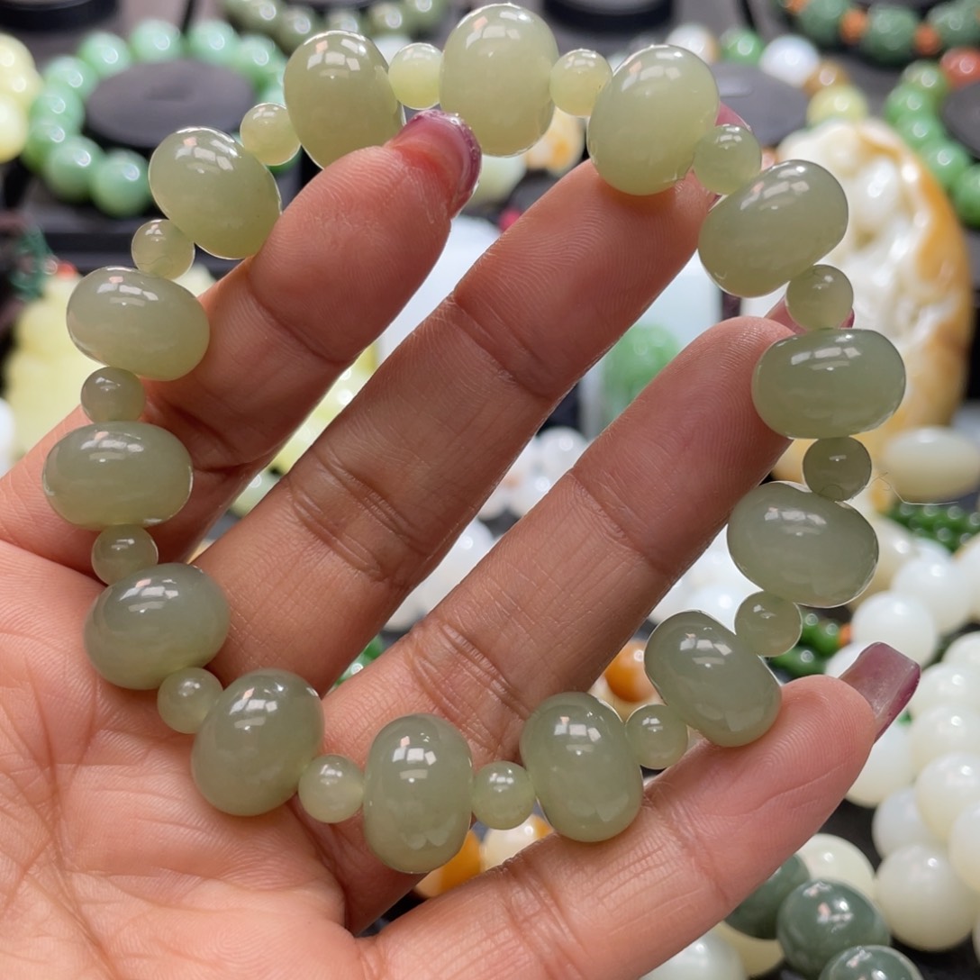 和田玉手串未镶嵌