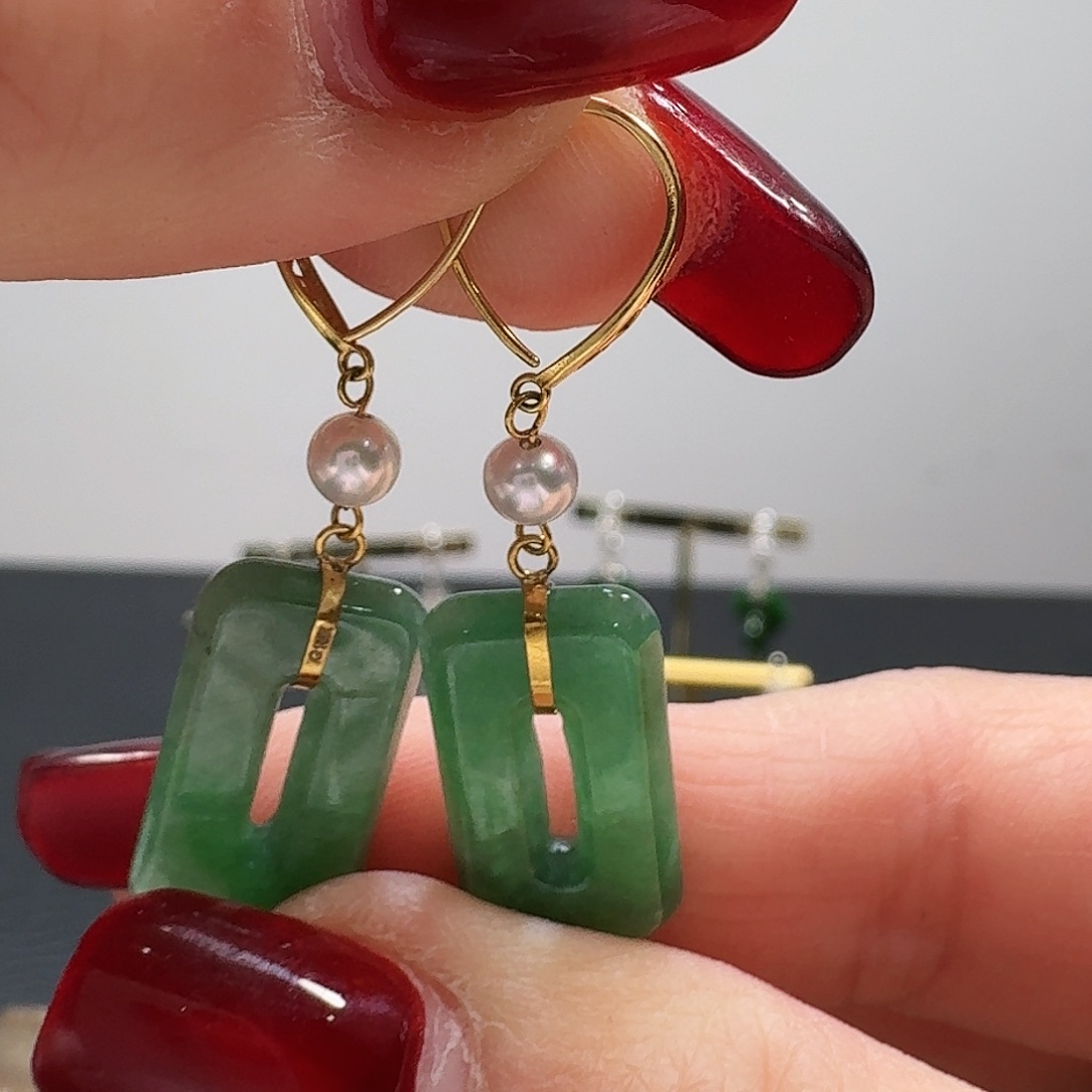 翡翠耳饰18K金镶嵌耳饰