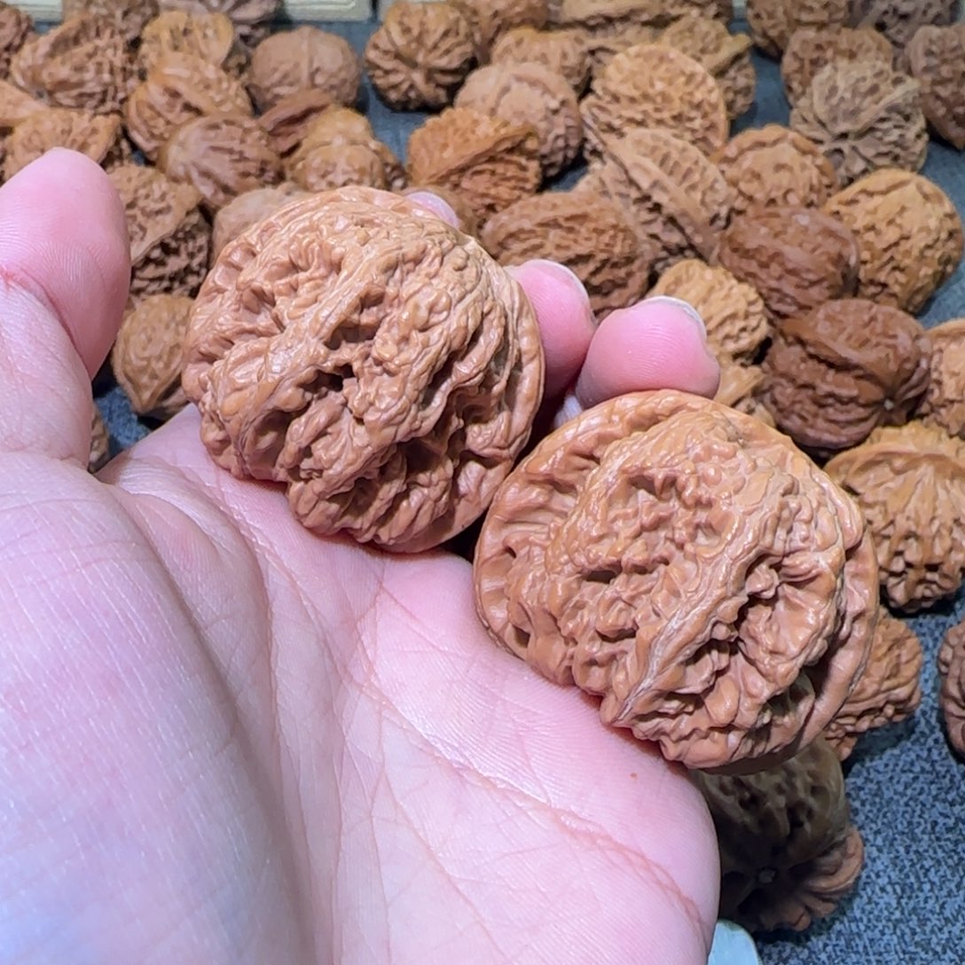 文玩核桃把件44尺粗筋有修