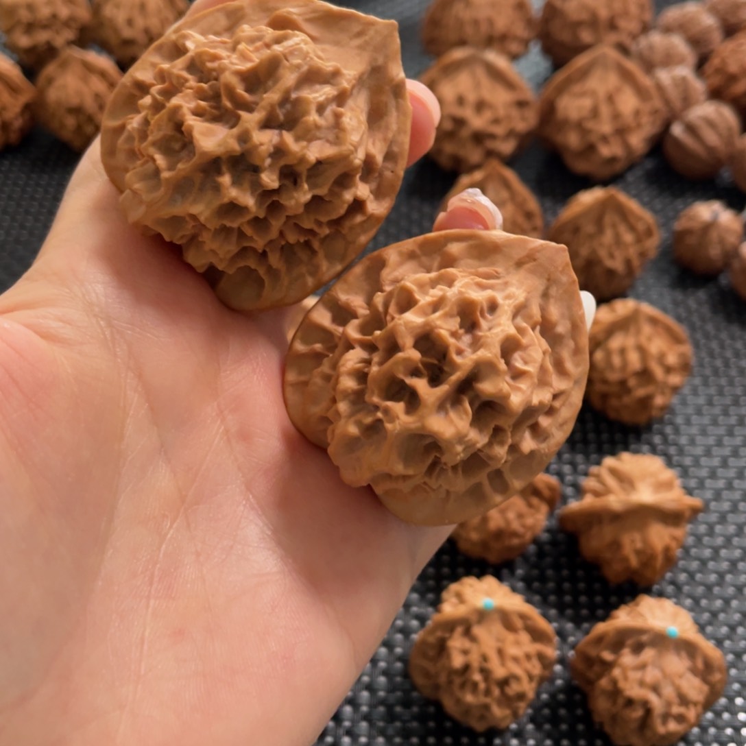 卖*翁秦岭神树的官方更新