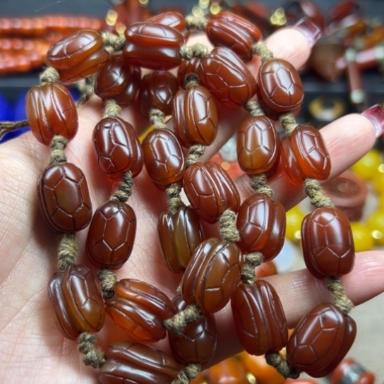 玛瑙/玉髓颈饰未镶嵌