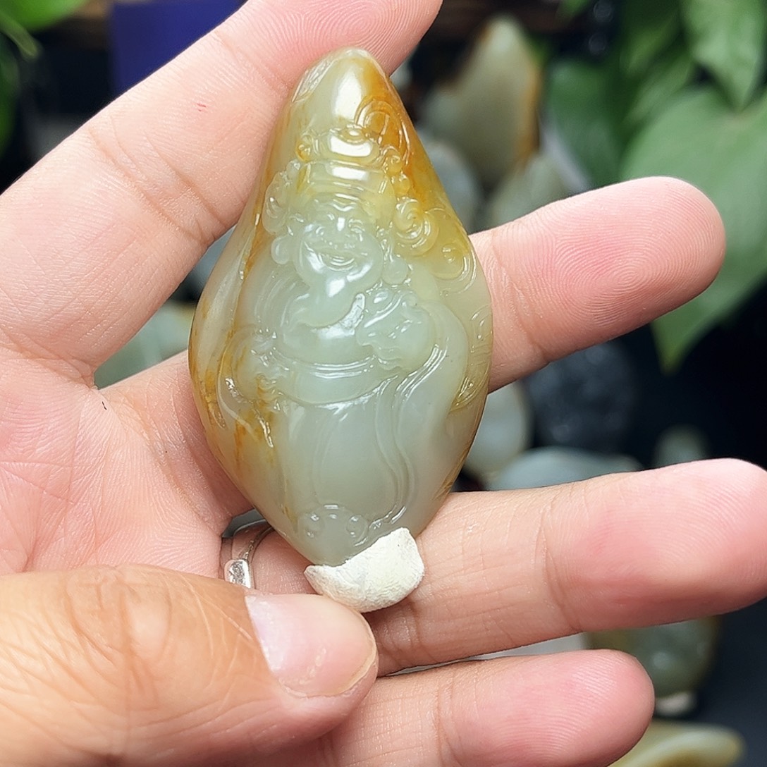 鸳***茶和田玉未镶嵌颈饰