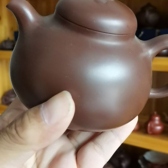 茶杯紫砂紫泥三足乳顶