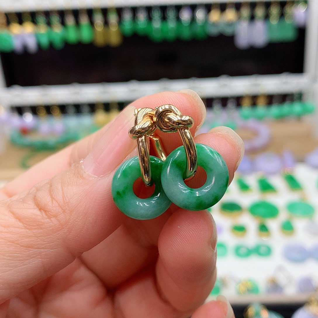 翡翠耳饰18K金镶嵌的