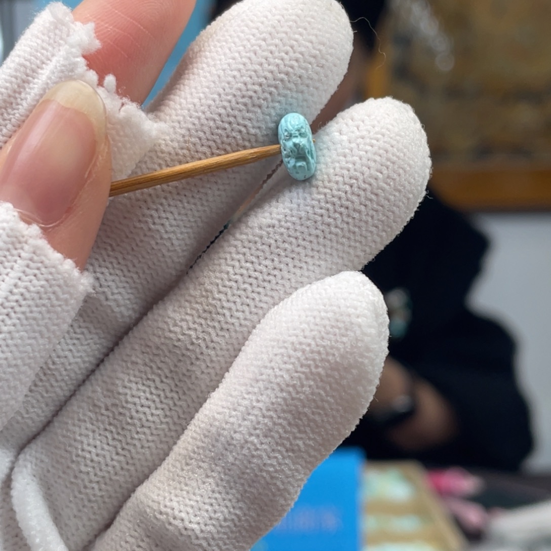 绿松石未镶嵌挂件