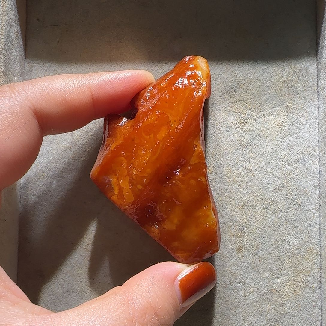 定制琥珀未镶嵌定制