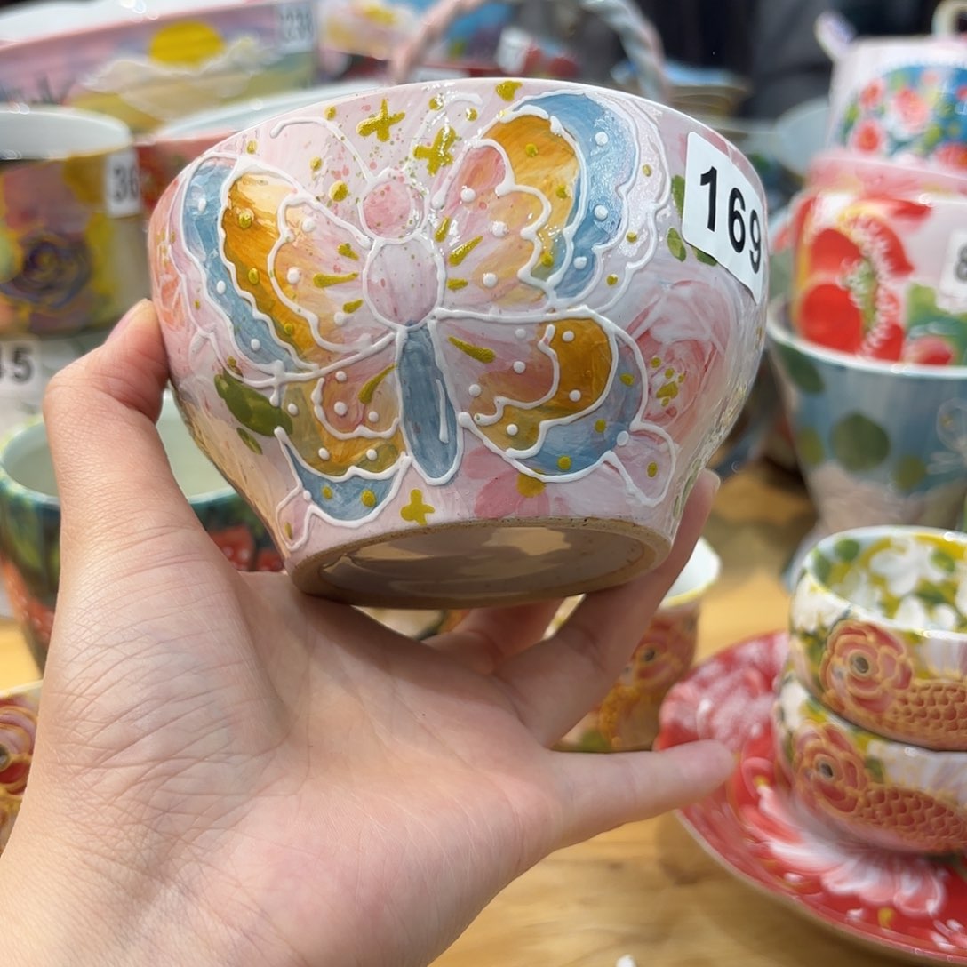 瓷片兔兔阿里，兔兔好
