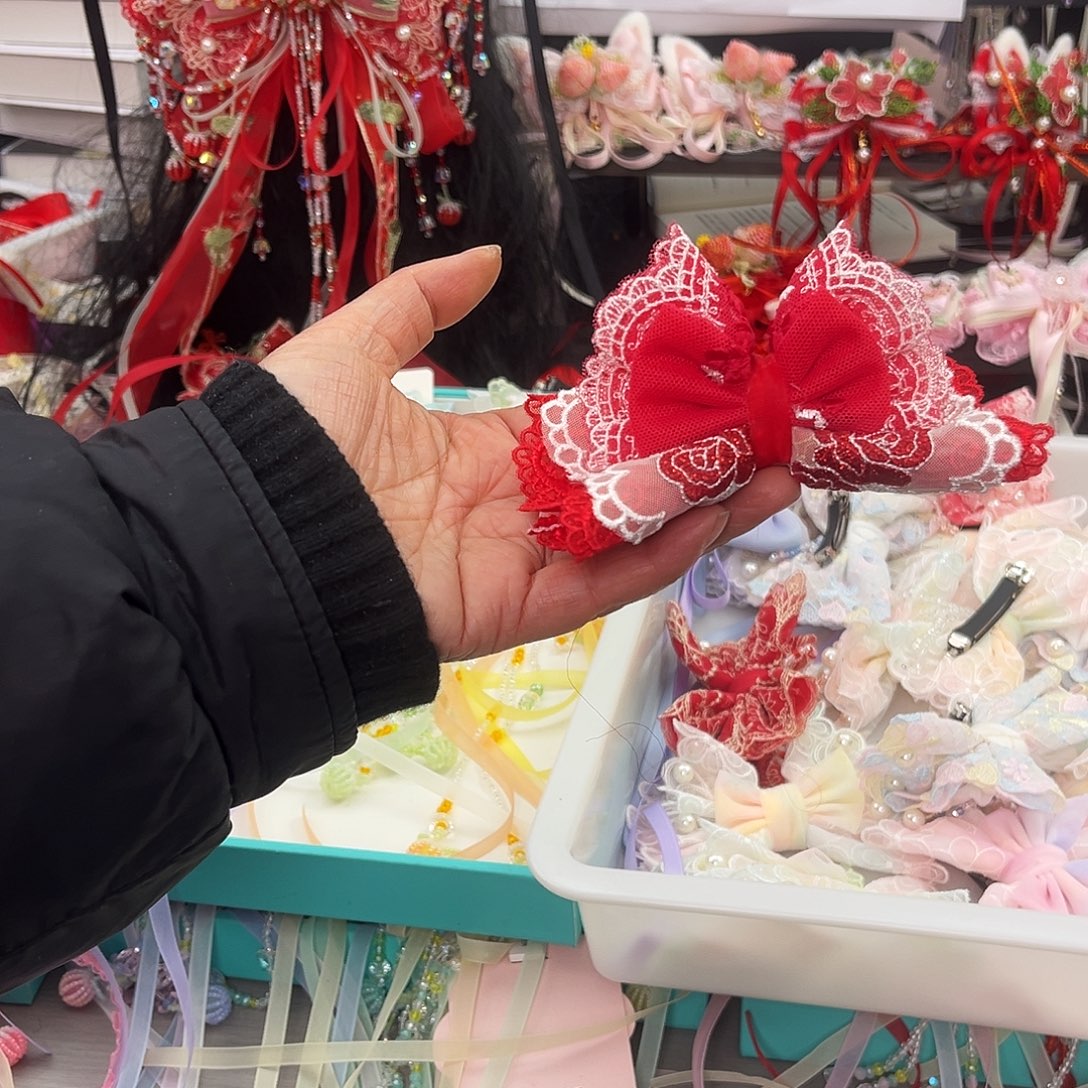 布艺非金属红玫瑰对顶