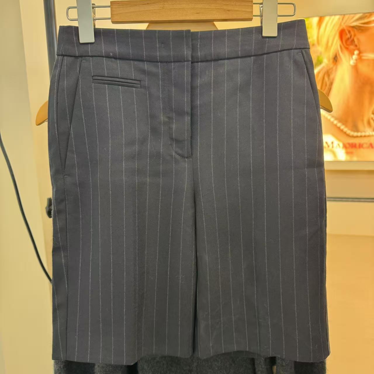 IIIVIVINIKO 时尚百搭条纹短裤-J210852036A