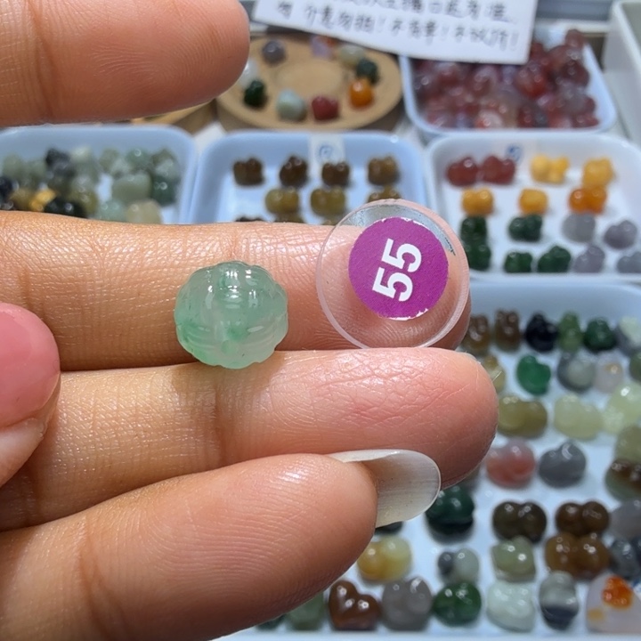 和田玉未镶嵌珠宝奇石