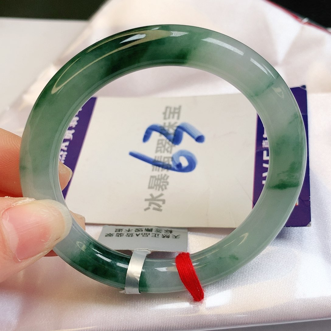 翡翠手镯未镶嵌缅甸天然a货翡翠