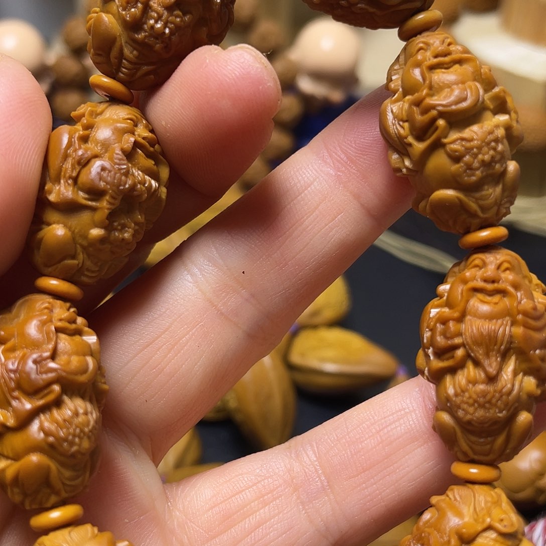 手串橄榄核qerrtyy