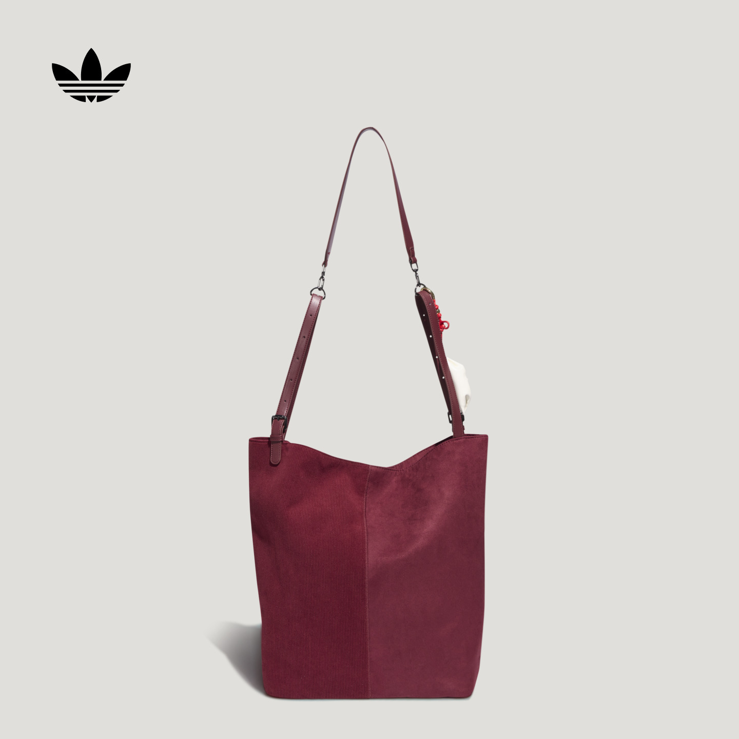 新年款简约优雅时尚拎包托特包男女新款 阿迪达斯三叶草 KH0282