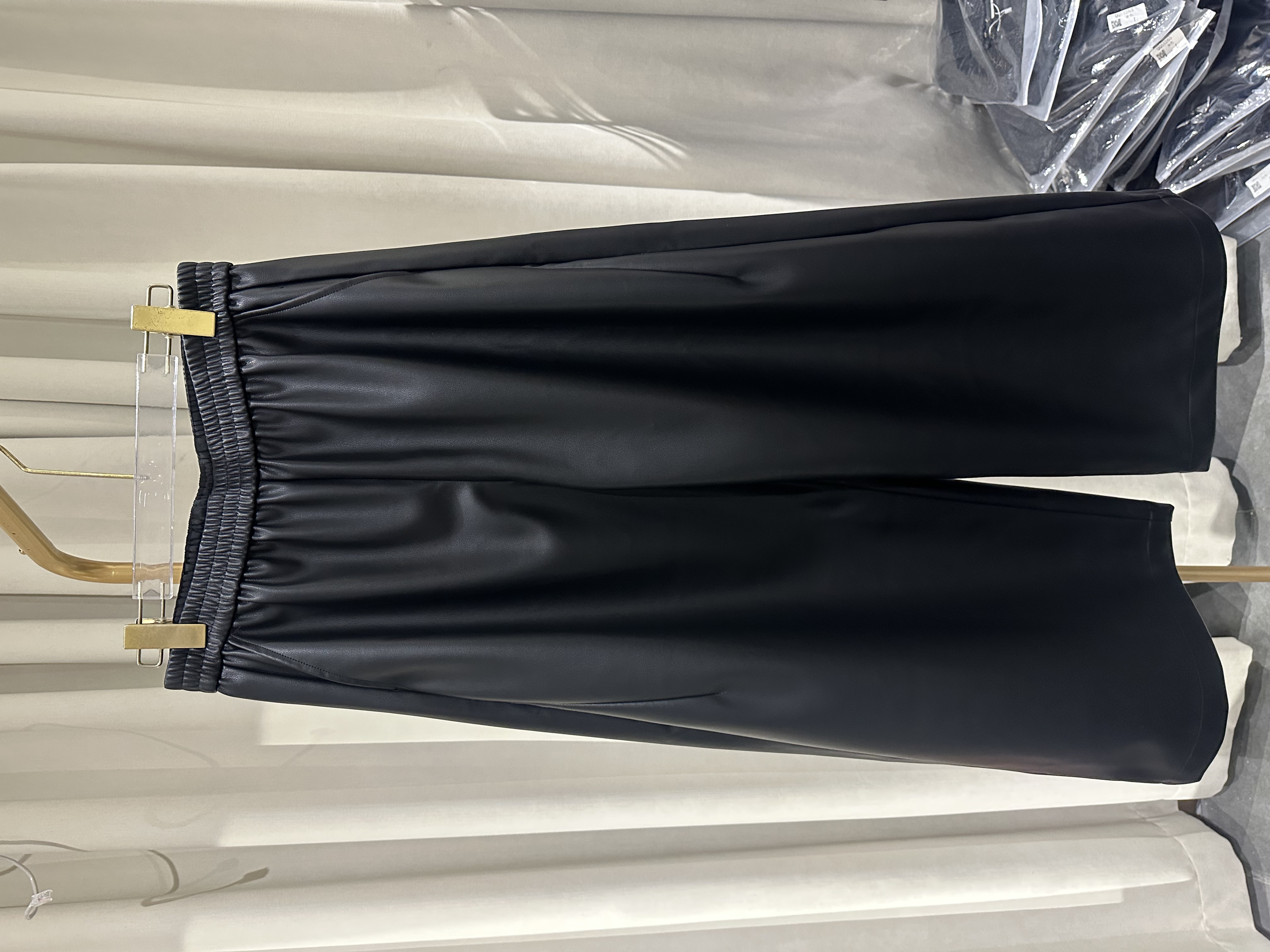   90390  秋冬女装静奢风时尚直筒阔腿长裤常规款休闲裤