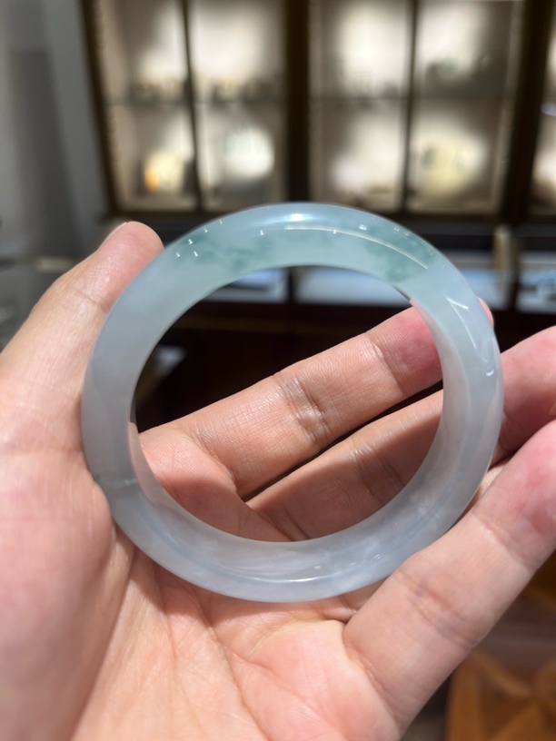 缅甸翡翠A货冰胶飘花54.8圈口手镯