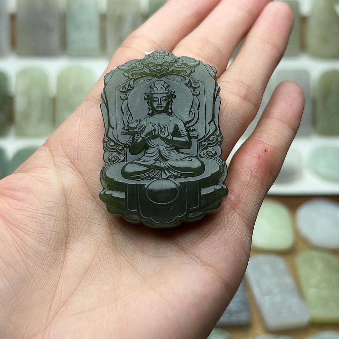 和田玉未镶嵌颈饰